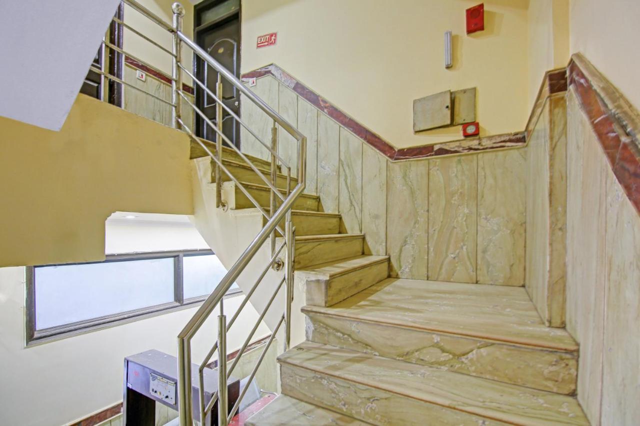 Hotel Collection O 84003 Chopra International 3*